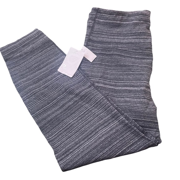 Gap fit maternity leggings size XL - Picture 6 of 14